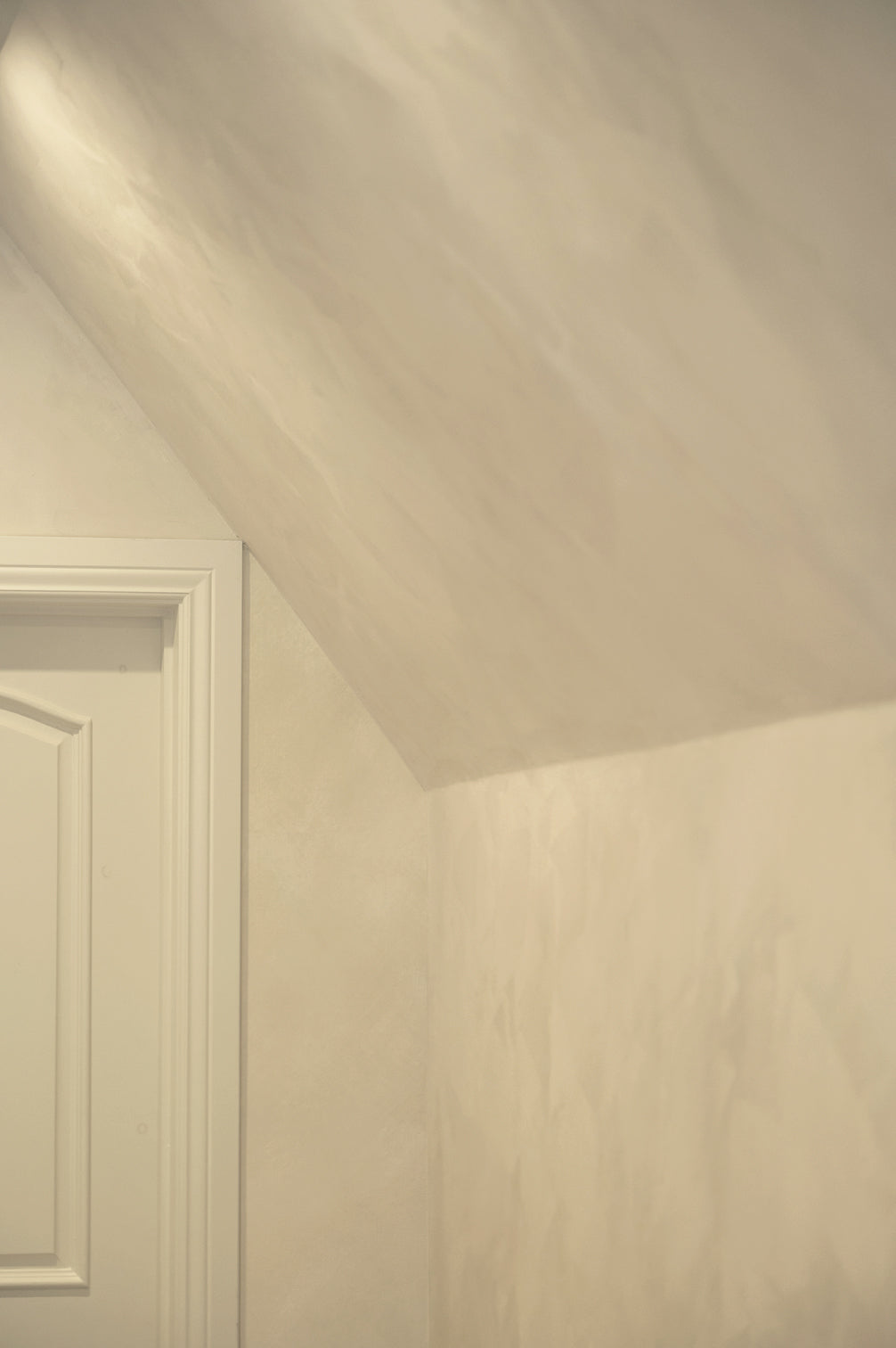 Ecological and natural lime paint with textured effect for decorative walls - Siena by Graphenstone