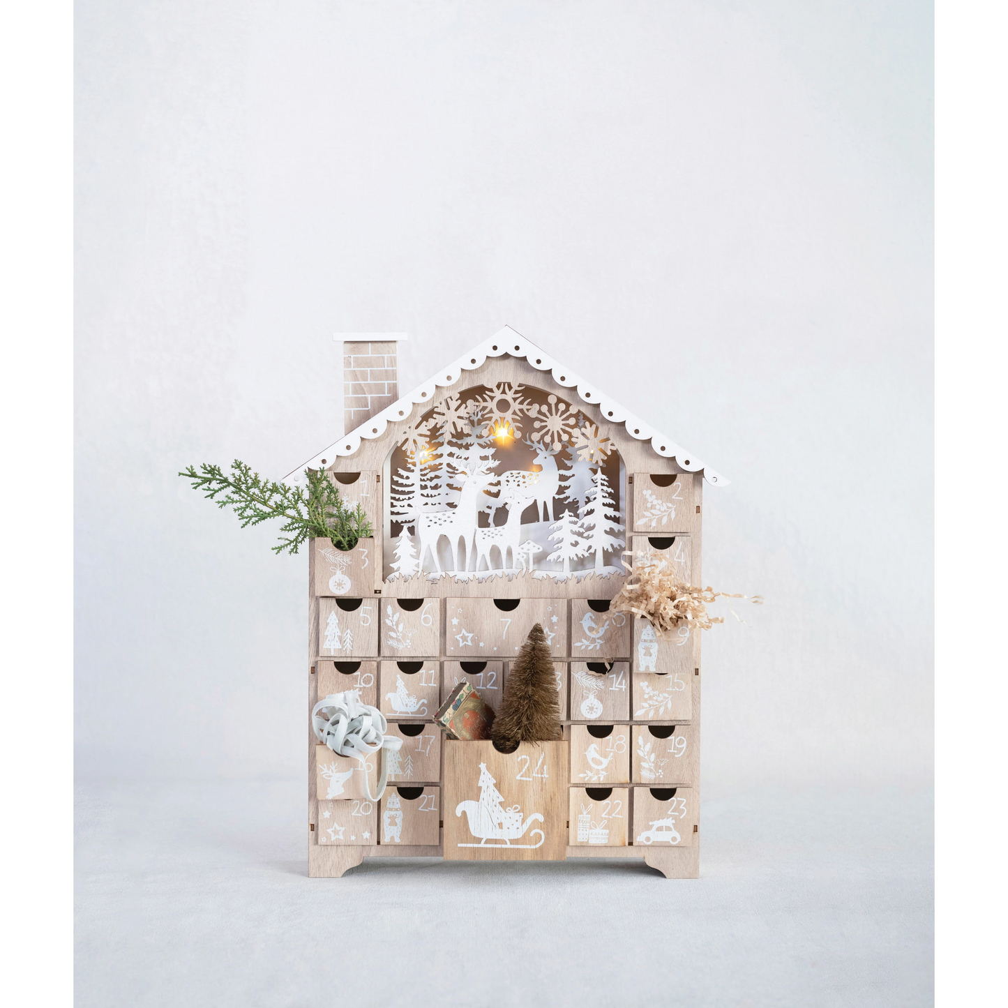 Ecological Advent calendar made of wood and white illuminated - Montreal