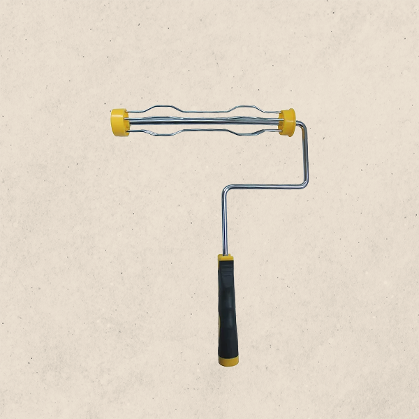 Armature solide avec manche pour rouleau de peinture
