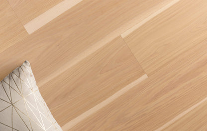 Hickory wood flooring - 8'' wide plank - light brown with sapwood highlights, traceable, eco-responsible, certified - Kavala