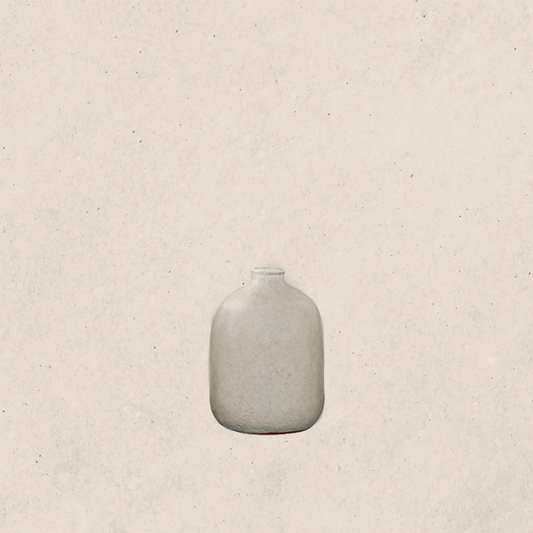 Vase en terre cuite avec finition sable, moyen
