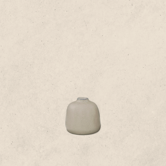 Vase en terre cuite avec finition sable, petit